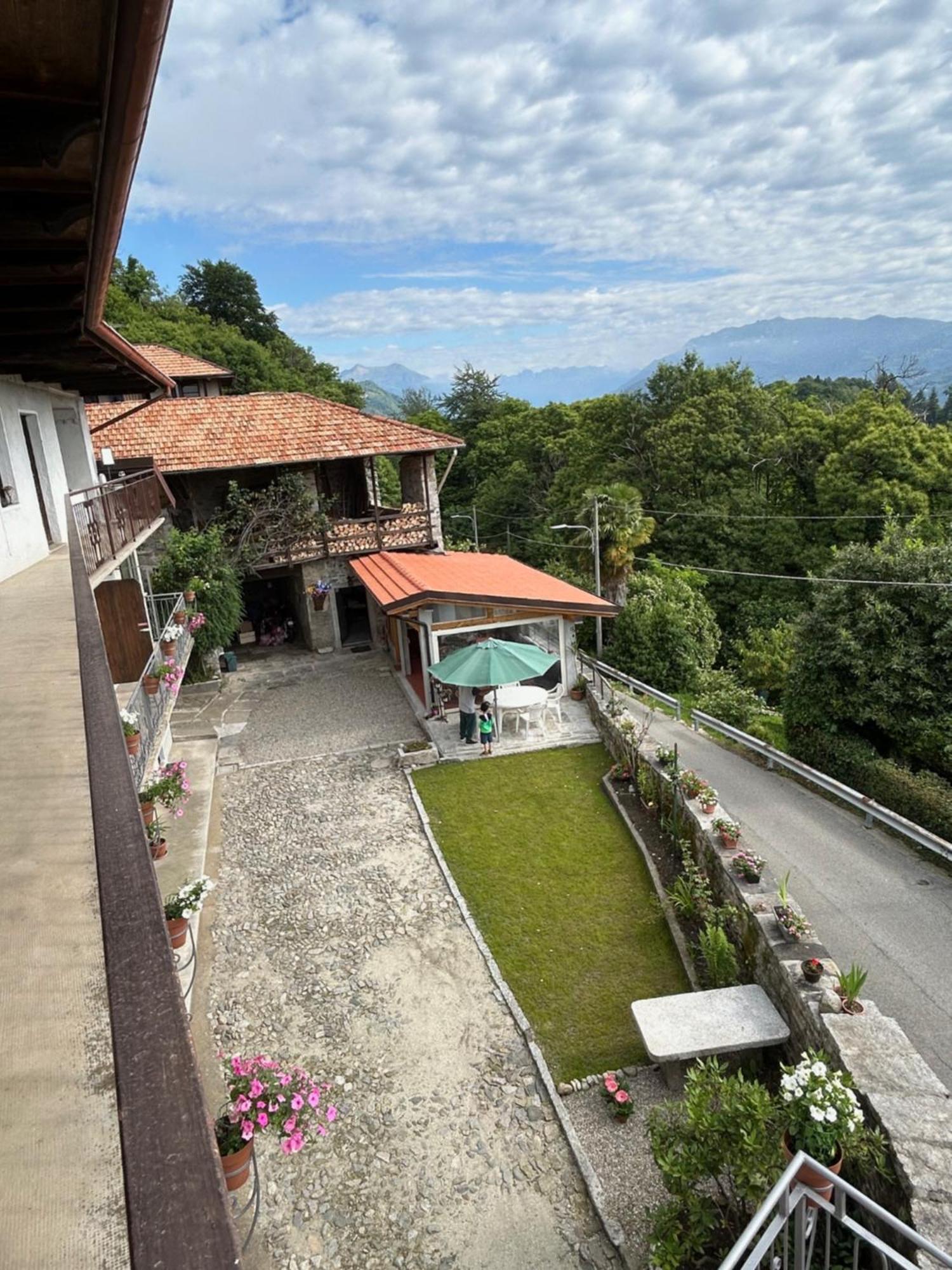 L Arcolaio Bed & Breakfast San Maurizio D'opaglio Eksteriør bilde